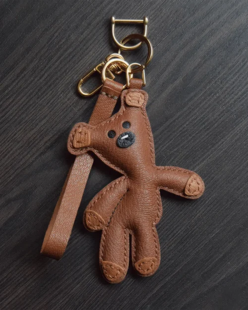 bear bag charm, leather bear keychain, handmade bear bag charm, animal bag accessory, bear leather keychain, car key accessory