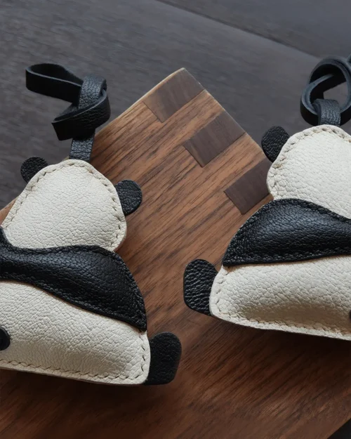 panda bag charm, leather panda keychain, handmade panda bag charm, animal bag accessory, panda leather keychain, car key accessory