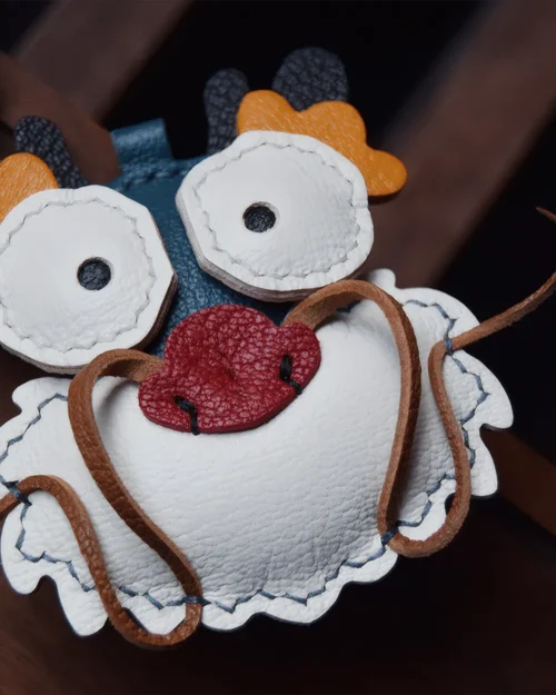 leather loong bag charm, loong leather keychain, handmade loong bag charm, lucky loong accessory, oriental leather charm, car key accessory