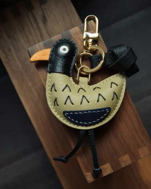 leather bird bag charm, bird leather keychain, cute bird bag charm, handmade bird accessory, leather bird character keychain