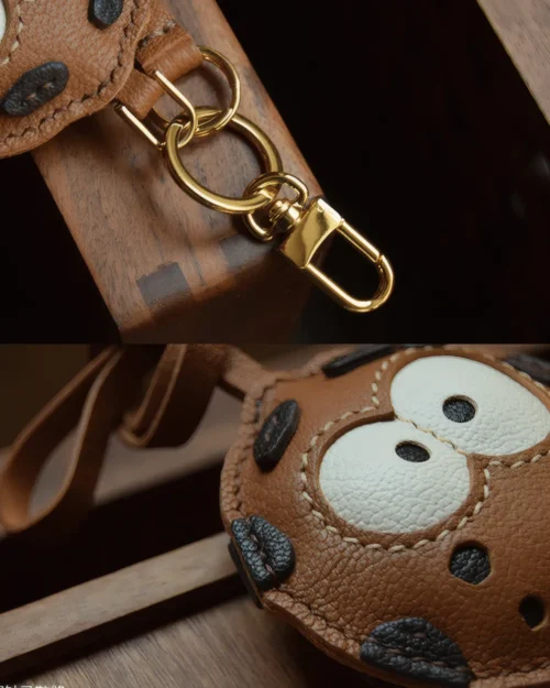 cookie bag charm, leather cookie keychain, handmade cookie bag charm, dessert bag accessory, playful leather keychain, car key accessory