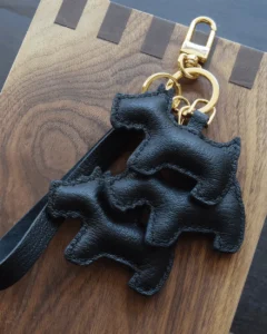 dog bag charm, leather dog keychain, handmade dog bag charm, animal bag accessory, dog leather keychain, car key accessory