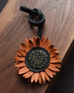 sunflower bag charm, leather sunflower keychain, handmade leather floral charm, sunflower bag accessory, car key leather charm, gift ready leather accessory