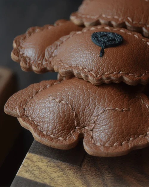 teddy dog bag charm, dog leather keychain, cute puppy bag charm, handmade dog keychain, animal bag accessory, car key accessory