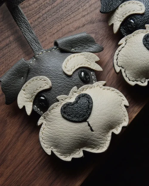 schnauzer bag charm, leather schnauzer keychain, handmade leather bag charm, dog leather accessory, gift-ready bag charm, car key accessory leather