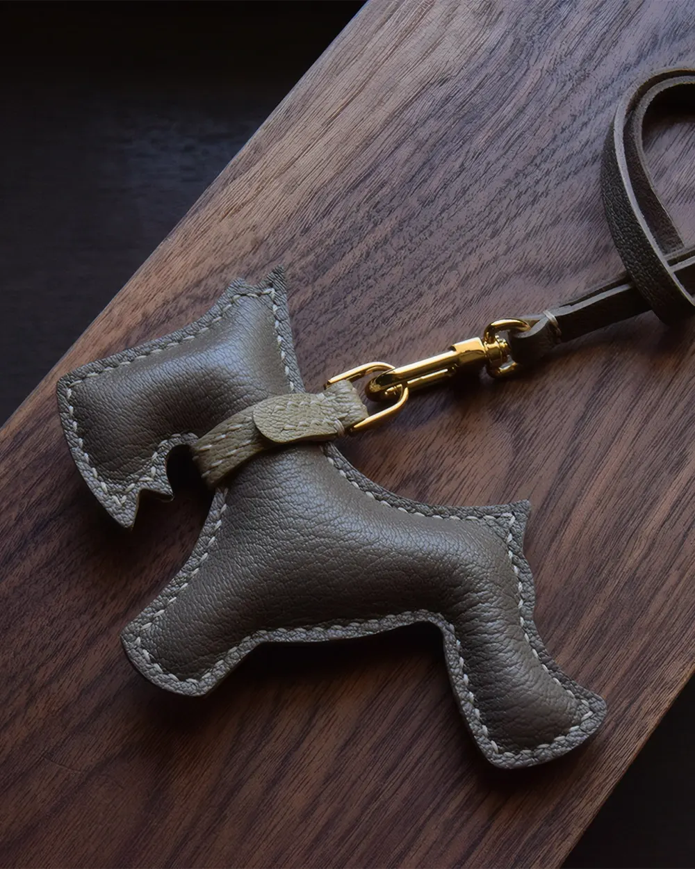Schnauzer Bag Charm - Minimalist Leather Design - AZEKA