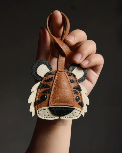 tiger bag charm, leather tiger keychain, handmade leather bag charm, animal leather accessory, gift-ready bag charm, car key accessory leather