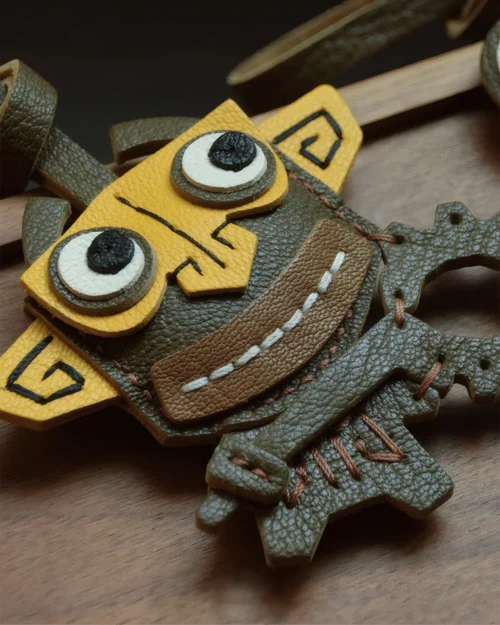 leather robot bag charm, robot leather keychain, mechanical robot bag charm, handmade robot accessory, leather robot keychain, car key accessory