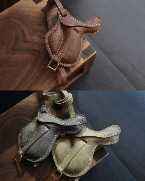 leather saddle bag charm, english saddle keychain, equestrian leather charm, handmade saddle bag charm, horse saddle key accessory, car key accessory