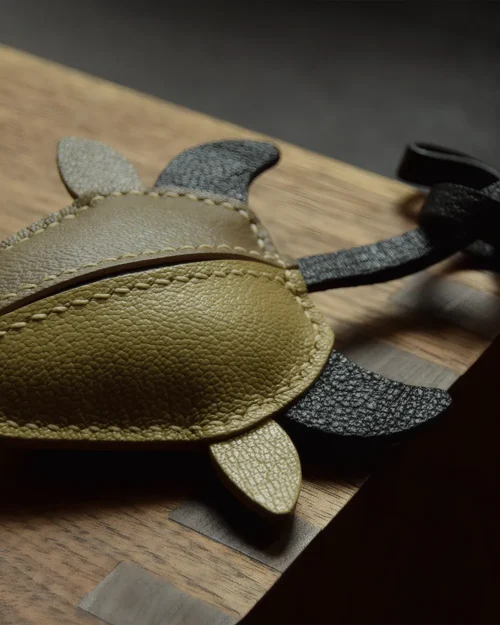 leather Taurus bull bag charm, taurus leather keychain, zodiac bull bag charm, handmade taurus accessory, leather zodiac keychain, car key accessory