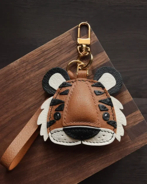 tiger bag charm, leather tiger keychain, handmade leather bag charm, animal leather accessory, gift-ready bag charm, car key accessory leather