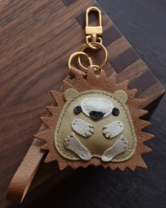 hedgehog bag charm, leather hedgehog keychain, handmade hedgehog bag charm, animal bag accessory, hedgehog leather keychain, car key accessory