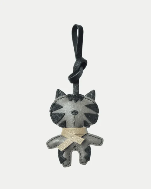 leather ragdoll cat bag charm, ragdoll cat leather keychain, cute cat bag charm, handmade cat accessory, leather cat doll keychain