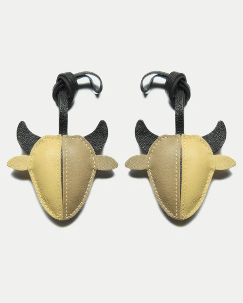 leather Taurus bull bag charm, taurus leather keychain, zodiac bull bag charm, handmade taurus accessory, leather zodiac keychain, car key accessory