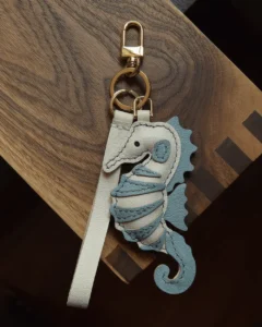 leather seahorse bag charm, seahorse leather keychain, handmade seahorse bag charm, ocean leather accessory, sea life keychain, car key accessory