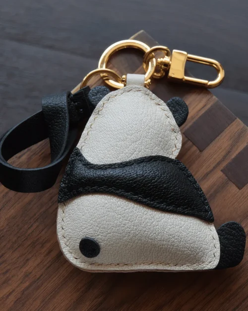 panda bag charm, leather panda keychain, handmade panda bag charm, animal bag accessory, panda leather keychain, car key accessory