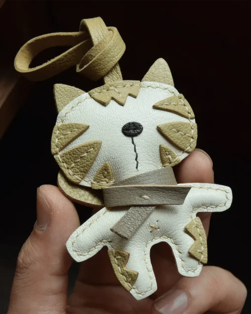 leather ragdoll cat bag charm, ragdoll cat leather keychain, cute cat bag charm, handmade cat accessory, leather cat doll keychain