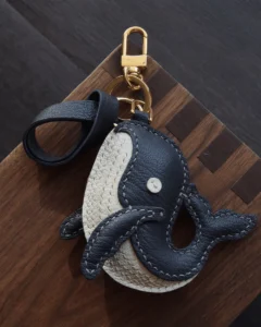 whale bag charm, leather whale keychain, handmade whale bag charm, animal bag accessory, whale leather keychain, car key accessory